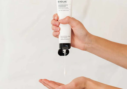 Soothing Ceramide Cleansing Milk - Evolve
