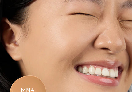 4 in 1 Skin Tint KLEUR MN4 - PUR Makeup